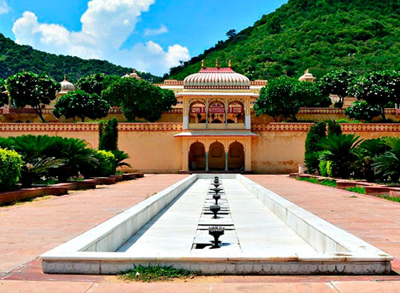 Sisodia Rani ka Bagh Jaipur