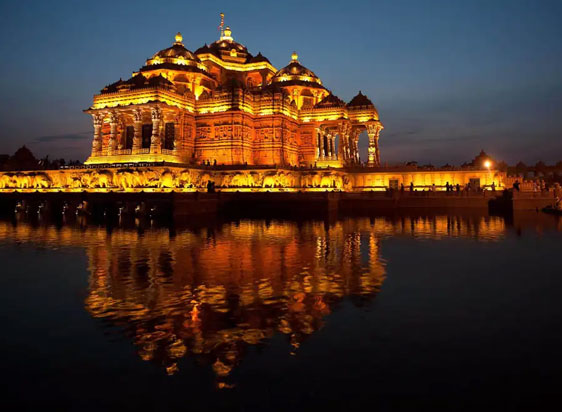 Akshardham Temple Delhi Timings, History, Entry Fee, Images, Aarti, Location & Phone Number