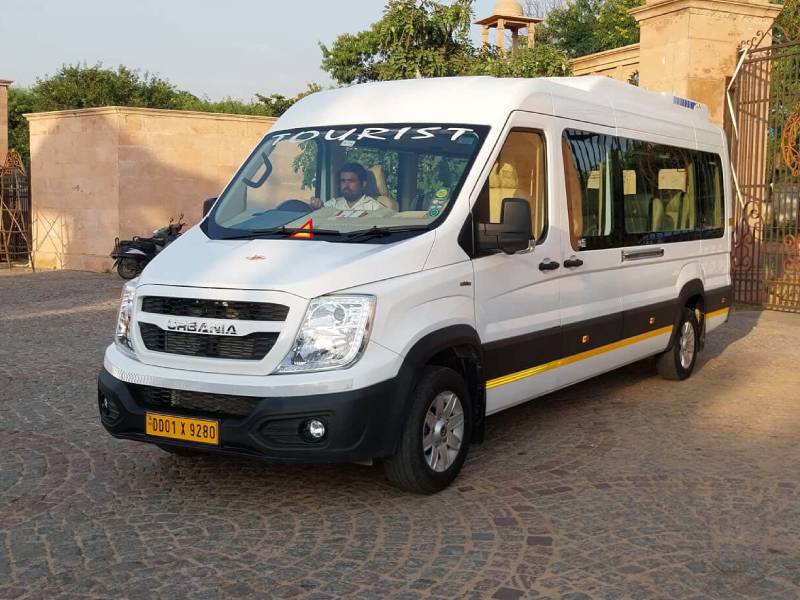 Force Urbania Rental in Jaipur