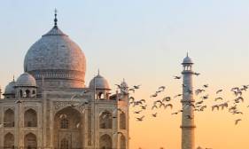 Agra Tour by Car And Driver