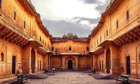 Golden Triangle Private Tour From Seattle