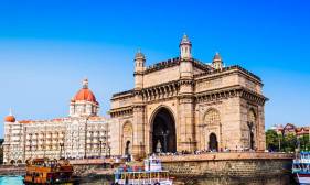 Golden triangle tour with Mumbai