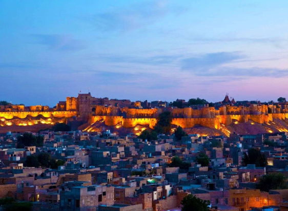 Tempo Traveller in Jaisalmer