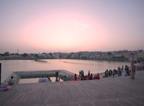 Tempo Traveller in Pushkar