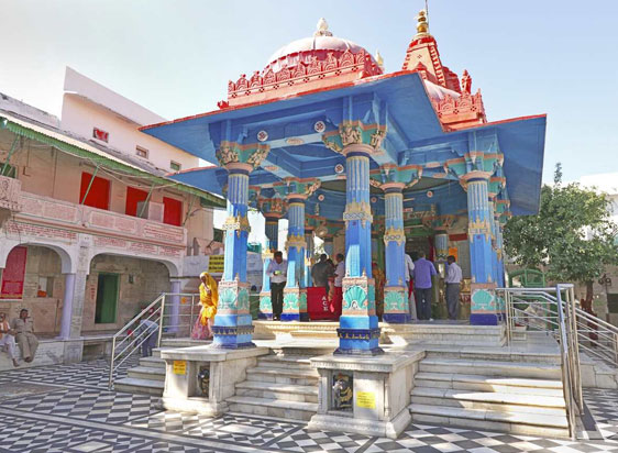 Jaipur Temple Tour 4 Nights 5 Days