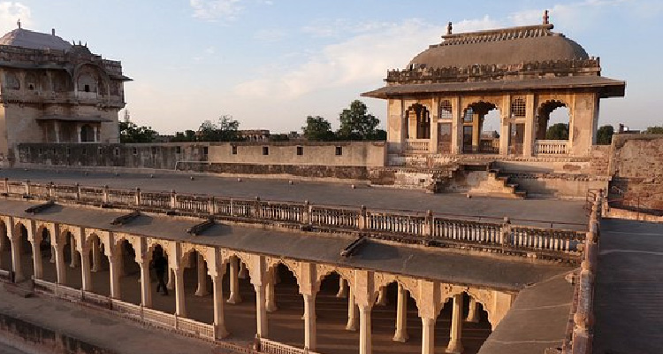 Jaipur to Nagaur Taxi, Book Jaipur to Nagaur Cabs Fare Call Now